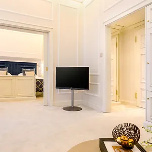 https://excelsior-ernst.topcolognehotels.com